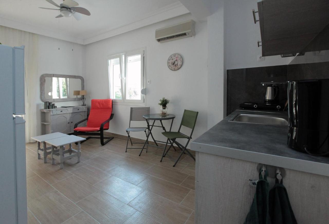 Apartment Chrisandro Nea Kallikrateia Exterior photo