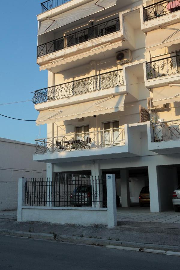 Apartment Chrisandro Nea Kallikrateia Exterior photo